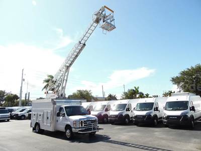 Ford E450 BUCKET TRUCK Utility Boom Ladder Truck