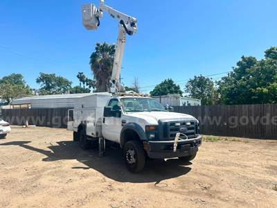 2009 Ford F-550 Aerial Bucket Truck