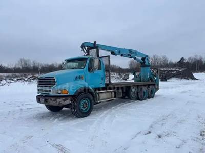 1998 Ford LT9501 Boom Truck