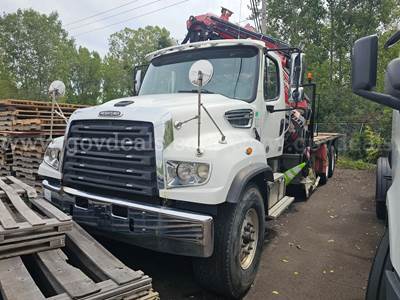 Fassi F365A.2.25 Dynamic Knuckle Boom Mtd on 2015 Freightliner 114SD Tri/A Flatbed Truck