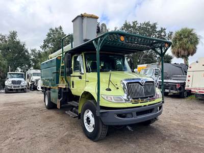 Aerial Lift Inc AL605051L4H mounted on 2010 International 4300 Chipper Dump Truck