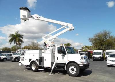 2018 International 4300 Cummins Diesel Bucket Truck