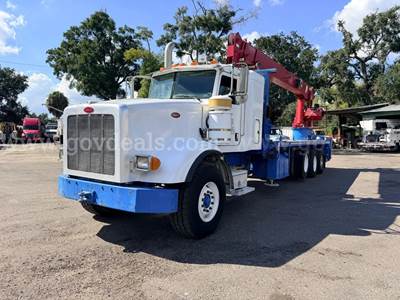 QMC 5037R Rear Mounted Crane Mtd on 2008 Peterbilt 367 Tri/A Flatbed Truck