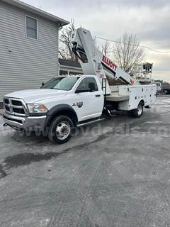 2017 RAM 5500 SIGN CRANE TRUCK