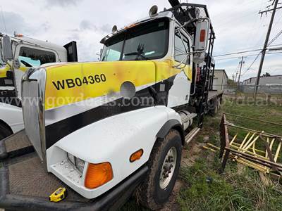 2004 Hiab 335K-4 HiPro Knuckle Boom Crane Mtd on 2004 Western Star 4900 Tri/A Flatbed Truck