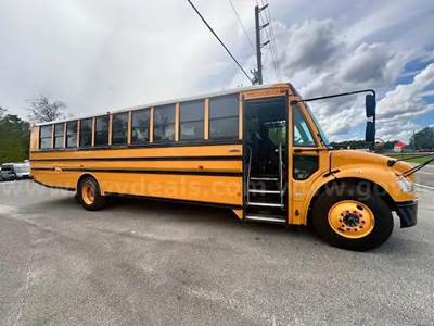 2019 Freightliner 72 Passenger Tomas Body Bus