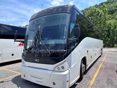 2017 MCI J4500 Motorcoach Bus