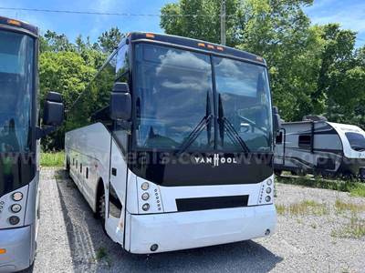 2018 Van Hool Motorcoach Bus