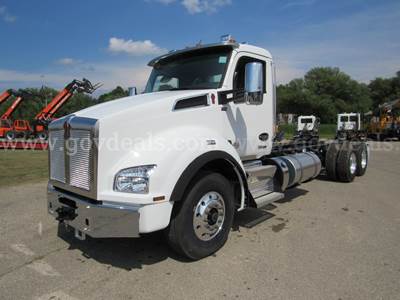 2024 Kenworth T880 6x4 T/A Cab & Chassis