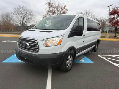 2018 Ford Transit 350 Wagon Low Roof XLT w/Sliding Pass. 148-in. WB