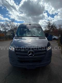 2022 Mercedes-Benz Sprinter Adaptable Mobile Kitchen Fleet w/Battery System