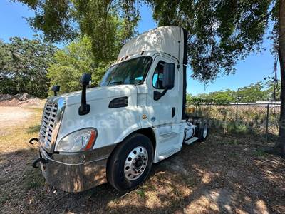 SALE !!!!!    2016 Freightliner Cascadia 113 RUN&DRIVE