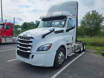 2020 Freightliner Cascadia