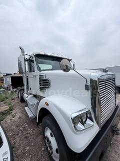 2013 Freightliner Coronado 122