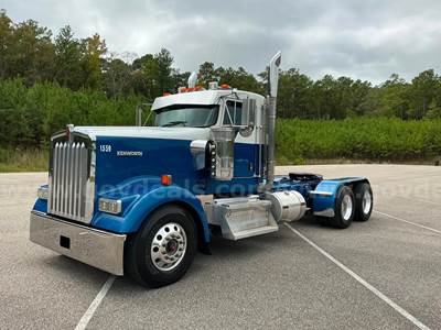 2015 Kenworth W900 Day Cab Tractor