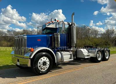 2007 Peterbilt 378 with Cat C15 BXS