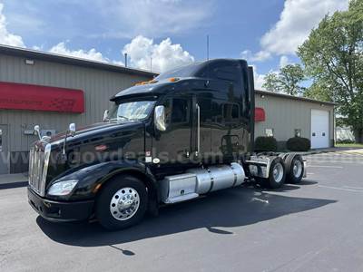 2012 Peterbilt 587