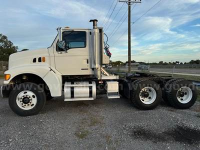 2006 Sterling L9500 Truck