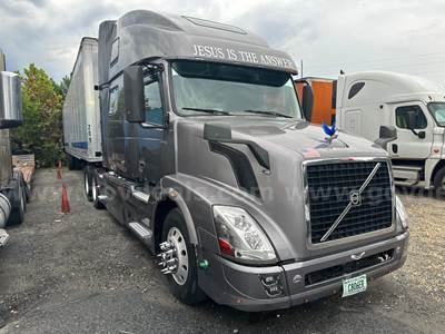 2018 Volvo VNL