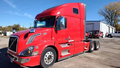 2017 Volvo VNL