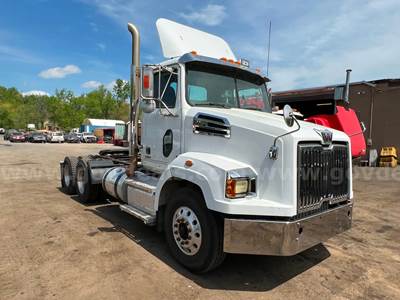 2017 Western Star 4700SB T/A Day Cab Truck Tractor
