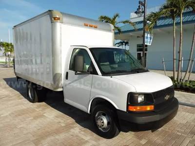2016 Chevrolet Express 3500 Box Truck W/Liftgate