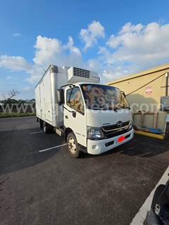 2017 Hino 195 refrigerated box truck,
