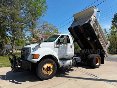 2012 Ford F-750 Dump Truck