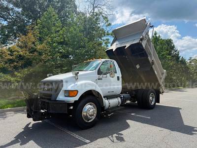 2012 Ford F-750 Dump Truck