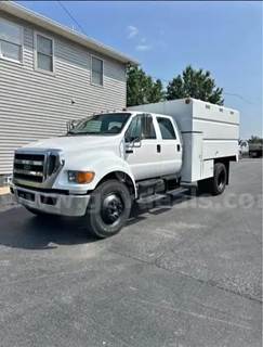 2011 FORD F-750 CHIPPER DUMP TRUCK