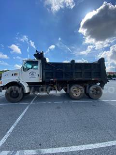 1998 Ford/Sterling LT9513 Dump Truck