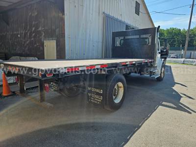 2004 Freightliner M2 106 18FT Flatbed Dump