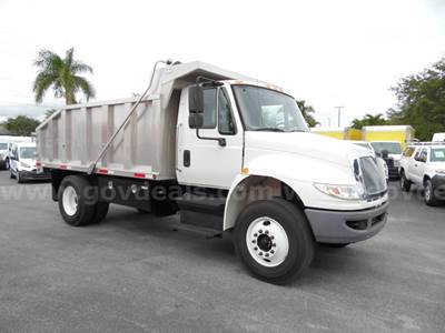 2018 International 4300 Cummins Diesel Dump Truck