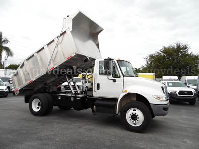 2018 International 4300 Cummins Diesel Dump Truck