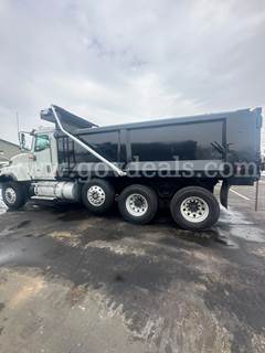 2019 International  HX515 TRI- AXLE DUMP Truck 281205 Miles