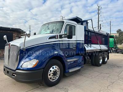KENWORTH T680 DUMP TRUCK