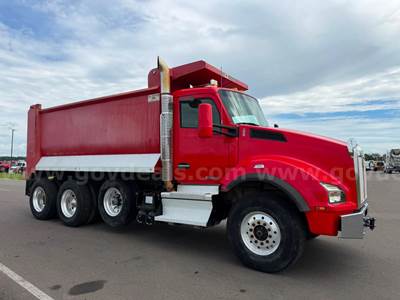 2019 KENWORTH T880 DUMP TRUCK