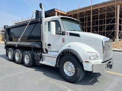 2025 Kenworth T880 6x4 Tri/A Dump Truck