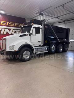 Heavy-duty 2017 Kenworth T880 Tri-Axle Dump.  475HP Cummins ISX15 / Allison auto transmission and 16  OX Body