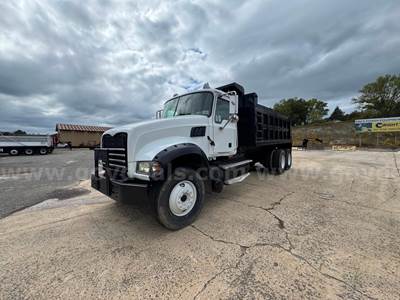 2009 Mack GU713