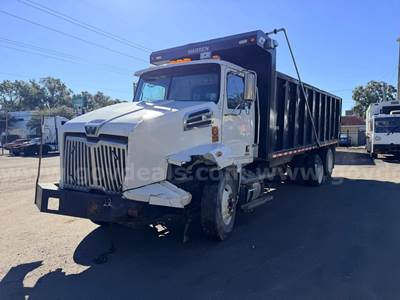 2017 Western Star Trucks 4700 T/A Debris Dump Truck