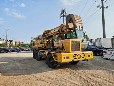 2021 Gradall XL4100 Series V