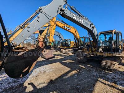 2016 John Deere 135G Crawler Mounted Hydraulic Excavator