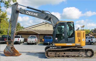 2016 John Deere 135G Crawler Mounted Hydraulic Excavator