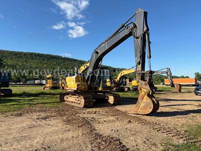 2013 John Deere 210G Hydraulic Excavator