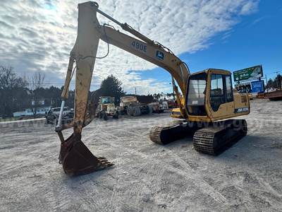 John Deere 490E Excavator (Runs & Works see video)