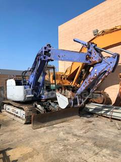 2001 Komatsu Zero Radius Excavator