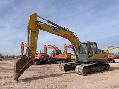 2013 XCMG XE210C Crawler Mounted Hydraulic Excavator