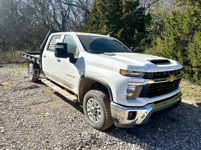 2024 Chevrolet Silverado 2500HD LT 4x4 Crew Cab Flatbed