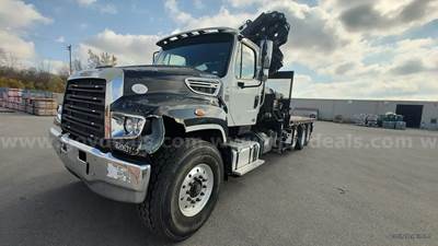 2016 Freightliner 114SD Flatbed Truck Tractor w/ Hiab 322E-5 Hipro Knuckle Boom